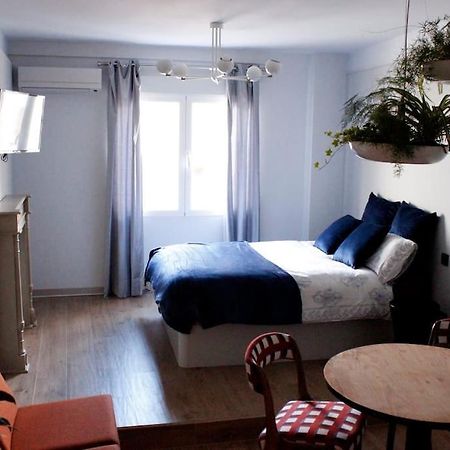 Apartamento Por Temporada Centro Diseno Madrid Luaran gambar