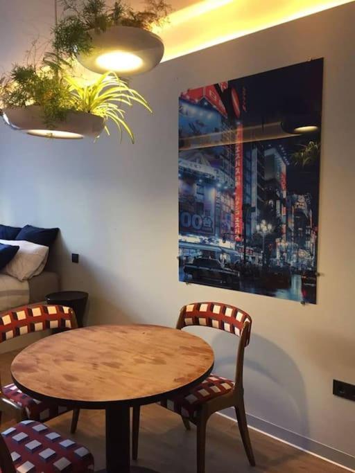 Apartamento Por Temporada Centro Diseno Madrid Luaran gambar