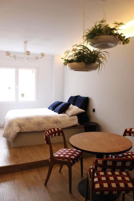 Apartamento Por Temporada Centro Diseno Madrid Luaran gambar